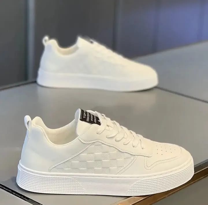 Versatile -Hot Collection Stylish and Fashionable Summer and Winter Exclusive Sneakers Converse Shoes for Men- Avant-garde Any Color