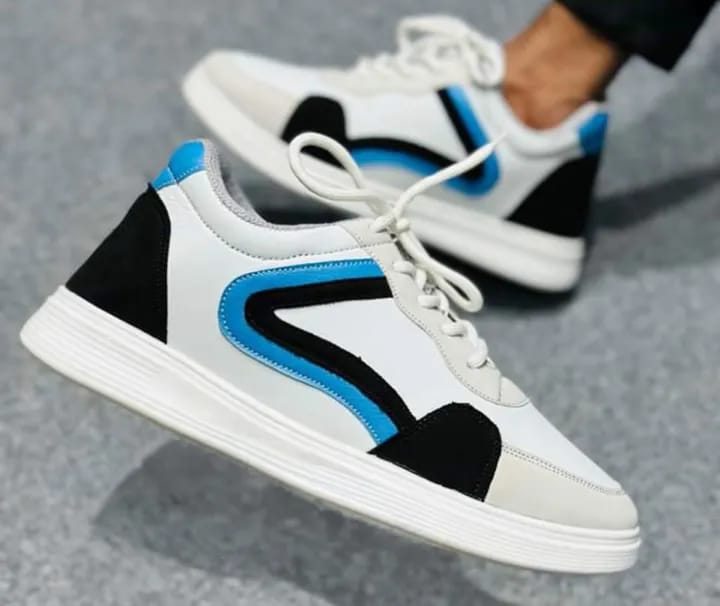 Stylish and Fashionable Winter and Summer Exclusive Sneakers Converse Sneakers for Men